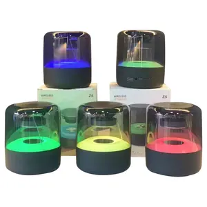 户外Z5迷你便携式扬声器最新创意促销礼品RGB发光二极管照明书桌玻璃透明无线扬声器