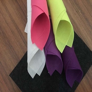 Foliage Pattern Waterproof Eco-Friendly Breathable Medium <b>Weight</b> Brushed Weft Suede Nonwoven 100% Polyester Fleece <b>Fabric</b> Sofa - Product Image 2