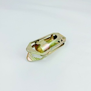 Support de montage lumineux sur mesure en métal estampé pour diverses industries - Product Image 3