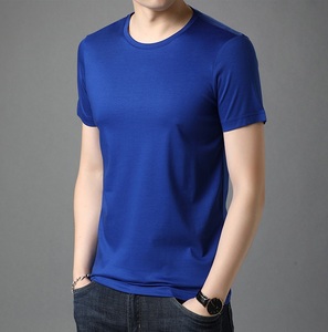Máquina de Coser Interlock QS-600D-UT-CL para Cuellos de Camisetas, Ropa Interior y Cinturillas - Product Image 2