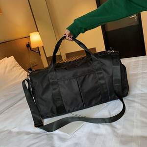Sac à dos unisexe imperméable en PU avec logo personnalisable des deux côtés, bagage de voyage léger à porter à la main, capacité de 20 à 35 L - Product Image 2