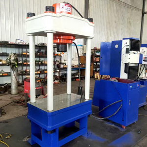 Presse hydraulique à quatre colonnes de 100 tonnes, 150 tonnes, 200 tonnes, 500 tonnes, 380V, course personnalisée. - Product Image 3
