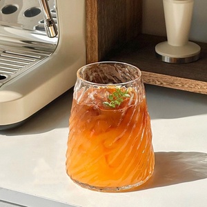 Verre <span class=keywords><strong>à</strong></span> <span class=keywords><strong>eau</strong></span> de luxe personnalisé de haute qualité, style origami, sans plomb, en cristal, grand format, <span class=keywords><strong>verres</strong></span> <span class=keywords><strong>à</strong></span> boire côtelés - Product Image 4