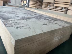 Kayu Lapis Laminasi Melamin Efek Marmer 18mm E0 |   Kayu Lapis Interior Grade Gloss & Matte untuk Penggunaan Furnitur - Product Image 2