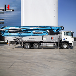Vente directe d'usine Nouvelle <span class=keywords><strong>pompe</strong></span> à béton mobile Mini <span class=keywords><strong>camion</strong></span> à béton <span class=keywords><strong>avec</strong></span> flèche de 17m-70m Camions à béton à vendre - Product Image 2
