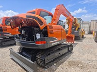 Excavatrice Doosan DX 75, Excavatrice Sud-Coréenne DX75, Mini Pelle Compacte sur Chenilles Doosan 75