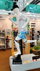 의류 및 스포츠 브랜드를위한 동적 전신 FRP 더미 디스플레이 스탠드 매장 디스플레이 용 헤드가있는 로봇 마네킹 실행 - Product Image 6