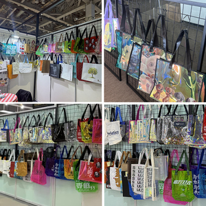 ถุงผ้าพีวีซีใสกันน้ำโฮโลแกรมเลเซอร์สีสันสดใสออกแบบได้ตามต้องการของขวัญถุงช้อปปิ้งสำหรับผู้หญิงพร้อมที่จับ - Product Image 6