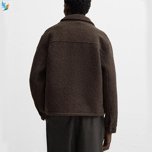 แจ็กเก็ตขนแกะขนแกะสำหรับผู้ชายเสื้อแจ็คเก็ตฤดูหนาวกระดุมโลโก้แบบกำหนดเอง - Product Image 2