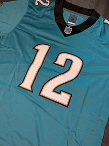 Nueva Camiseta de Jacksonville 2026 # Camiseta de Fútbol Americano Cosida de Travis Hunter, Trevor Lawrence, Brian Thomas Jr. y Travon Walker (Números 12) - Product Image 4