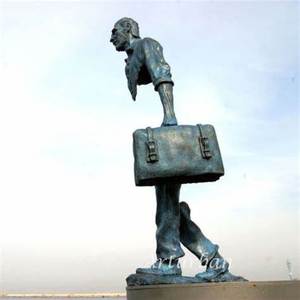 Il pezzo mancante arte moderna 3d bronzo statua a grandezza naturale bronzo scultura viaggiatore in vendita - Product Image 3