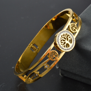 dazzling hollow life‑tree carving zircon embellished sleek bulk personnalisé 18k gold plated stainless steel <b>bangle</b> <b>bracelet</b> - Product Image 3