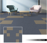 Carreaux de moquette en PP résistant à l'usure Bureau commercial Tapis de bibliothèque personnalisé Carreaux de sol de bureau insonorisés Tapis carré