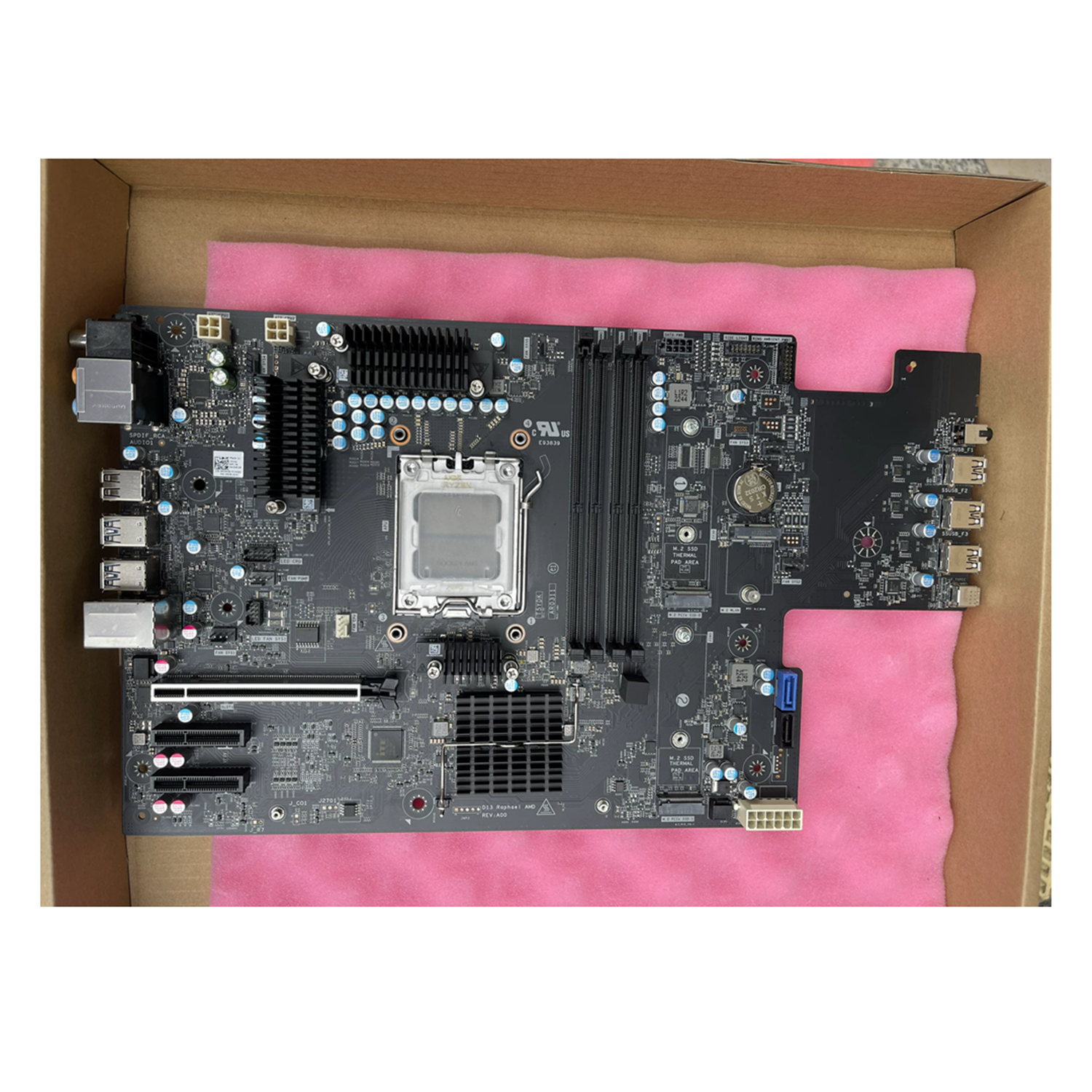 エイリアンウェアマザーボードの商品になります 強力なコンピューティングのための最新のエイリアンウェアオーロラ