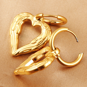 Pendientes de aro en forma de corazón de acero inoxidable dorado para mujer, regalo, joyería de moda - Product Image 2