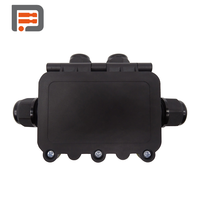 Boîtier de jonction étanche 3 voies M2068-3T IP67 haute puissance, borne de câble extérieure en plastique 450V