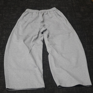 Nuovi Pantaloni Jogger Personalizzati in Cotone Felpato Pesante 400 GSM, Modello Svasato a Gamba Larga e Dritta per Uomo - Product Image 5