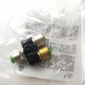MURR T-Coupler SlimLine M12 5p ตัวผู้ 4p ตัวเมีย 30V AC DC 4A ขั้วต่ออุตสาหกรรม - Product Image 2