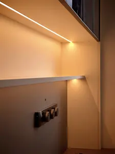 Armoire Walk-in Moderne Haut de Gamme en Bois à Monter Soi-même avec Portes en Verre pour Chambre et École - Product Image 3