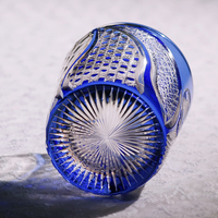Verre à whisky de style Edo Kiriko sculpté à la main, Tumbler en cristal bleu avec motif géométrique pour bar à domicile et cadeau