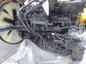 เครื่องยนต์ 4HK1 มอเตอร์ ZX200-3 ZX240-3 ชิ้นส่วนรถขุด 4HK1 ประกอบเครื่องยนต์สําหรับเครื่องยนต์ Isuzu 4HK1 - Product Image 2