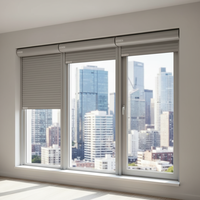 Volets verticaux carrés de style européen au design moderne, composants en verre, profilés en alliage d'aluminium, fonctionnement électrique, garantie 3 ans