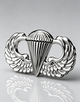 Insignia Metálica Personalizada 3D con Relieve de Ala de Paracaídas Antigua - Aleación de Zinc Chapada en Oro/Níquel para