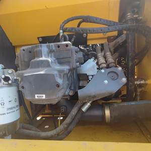 Excavadora Usada Eficiente y Duradera Komatsu PC200, Excavadora de Segunda Mano Multifuncional, Maquinaria de Construcción - Product Image 5