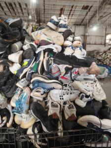 Zapatillas Deportivas Premium Peacock para Hombre al por Mayor de Taiwán - Product Image 3