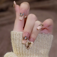 24-delige set handgemaakte, volledig dekkende, draagbare nagels groothandel hete verkoop gebroken diamant vlinder glitter amandel opzetnagels