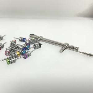 Juego de Llaves Dinamométricas Dentales con Puntas de Colores Variados para Cirugía de Implantes, Operación Manual - Product Image 3