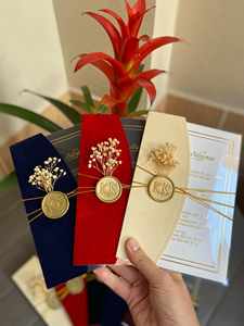 แก้วอะคริลิคสำหรับงานแต่งงานหรูหราไม่เหมือนใครพร้อมซองขี้ผึ้งปิดผนึกซองสีน้ำเงิน<span class=keywords><strong>แบบ</strong></span>พับครึ่งแผ่นแม่แบบ<span class=keywords><strong>ดอกไม้</strong></span> - Product Image 5