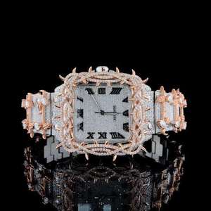 Reloj de pulsera de lujo con diamantes cuadrados, esfera con números romanos, bisel de oro rosa con incrustaciones, brazalete con diamantes para hombre y mujer - Product Image 1