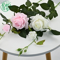 Realistische Künstliche Latex-Rose in Weiß und Rosa, 94cm, Dreiköpfig mit Langem Stiel für Hochzeits- und Heimdekoration, Blumenarrangements