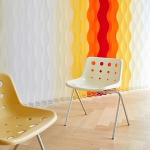 Silla de queso Silla de comedor de plástico de diseño moderno con patas de metal Muebles de sala de estar - Product Image 2