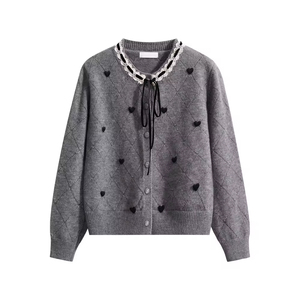 Cardigan Lavorato a <span class=keywords><strong>Maglia</strong></span> da Donna <span class=keywords><strong>con</strong></span> Colletto <span class=keywords><strong>in</strong></span> <span class=keywords><strong>Pizzo</strong></span> e Dettaglio Fiocco, Elegante Maglione Invernale del Produttore - Product Image 3