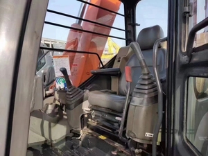 Excavatrice Hitachi Zx70 d'occasion, capacité de 7 tonnes, mini-excavatrice, machine à chenilles, en vente en stock, pompe hydraulique Shimadzu - Product Image 6