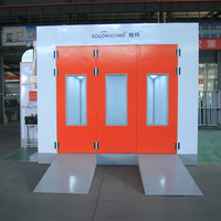 Cabine de peinture Longxiang LX3 personnalisée avec portes pliantes triples, four de cuisson automatique intégré, fenêtres de visualisation et rampes de chargement avant