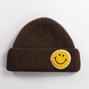 <span class=keywords><strong>Bonnet</strong></span> pour femmes tricoté polyvalent de nouveau Style avec motif Smiley <span class=keywords><strong>bonnet</strong></span> de mode en tricot coloré acrylique pour adultes - Product Image 6