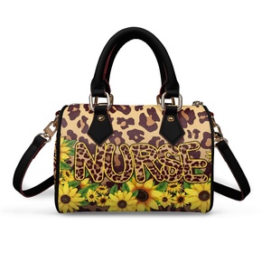 Borsa Boston Mini di Alta Qualità con Stampa su Richiesta Motivo Infermiera con Cerniera per Donne Personalizzata in Tessuto PU Borsa a Mano a Forma di Cuscino - Product Image 3