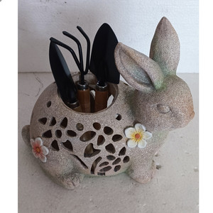 Estatua <span class=keywords><strong>de</strong></span> conejo <span class=keywords><strong>de</strong></span> resina, escultura con forma <span class=keywords><strong>de</strong></span> Animal con paleta para macetas, juego <span class=keywords><strong>de</strong></span> herramientas <span class=keywords><strong>de</strong></span> jardín para adornos <span class=keywords><strong>de</strong></span> jardín y macetas y jardineras - Product Image 3