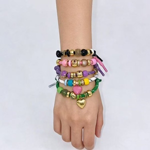Collar de cuentas deslizantes de esmalte colorido de alta calidad, apilable, con dijes de donut arcoíris para mujer, joyería de verano para la playa - Product Image 4