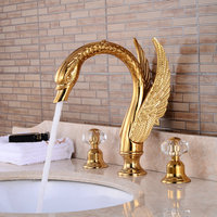 Robinet de salle de bain à trois trous en cristal cygne doré, robinet d'eau froide et chaude B1568