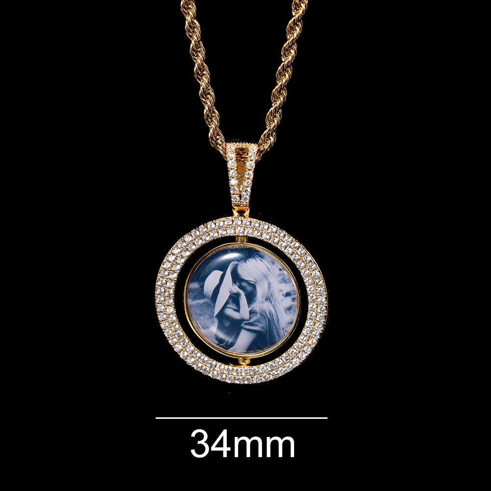 Pendentif en or de 34 mm avec chaîne en corde gratuite