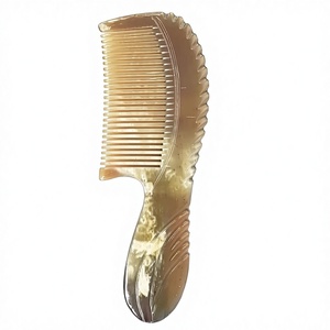 หวีเขาวัวเป็นมิตรต่อสิ่งแวดล้อมแบบพรีเมียมพร้อมแฟชั่นสไตล์คลาสสิกและทันสมัยขนาดกลางสำหรับใช้ในบ้าน - Product Image 1