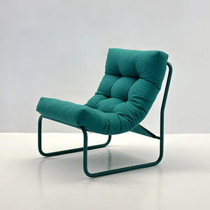 Chaise longue capitonnée bleue de luxe léger pour salon et chambre à coucher, mobilier individuel confortable en tissu rembourré - Product Image 2