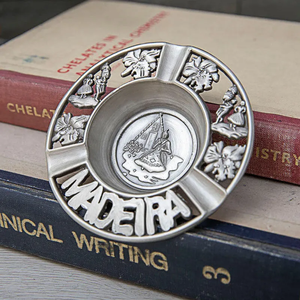 Personalizable al por mayor Masculino <span class=keywords><strong>Madeira</strong></span> Las Vegas Cigar Cenicero Fumar Lujo Mini Unique Vintage Dubai Souvenir Metal Cenicero - Product Image 3