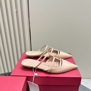 Temperament <b>pointed</b> rivet cool summer <b>flat</b> trailer work commuting <b>flat</b> shoes <b>toe</b> multifunctional women's slippers - Product Image 4