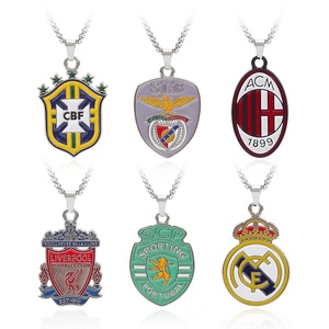 Colgante esmaltado de doble cara de aleación de zinc para Barcelona <span class=keywords><strong>Chelsea</strong></span>, para collar deportivo con cadena de serpiente de acero inoxidable - Product Image 2