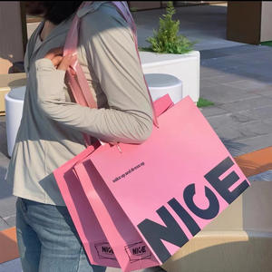 Sac cadeau en papier de luxe imprimé avec logo personnalisé, sac de transport avec votre propre logo, sac de shopping pour vêtements, vêtements pour hommes et femmes - Product Image 5